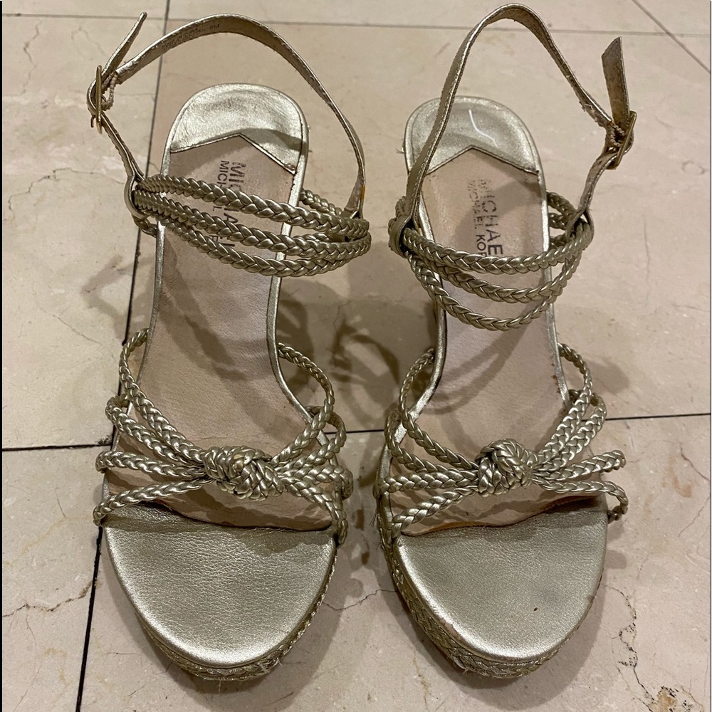 🎉2XHP🎉Michael Kors Palm Beach  braided sandal